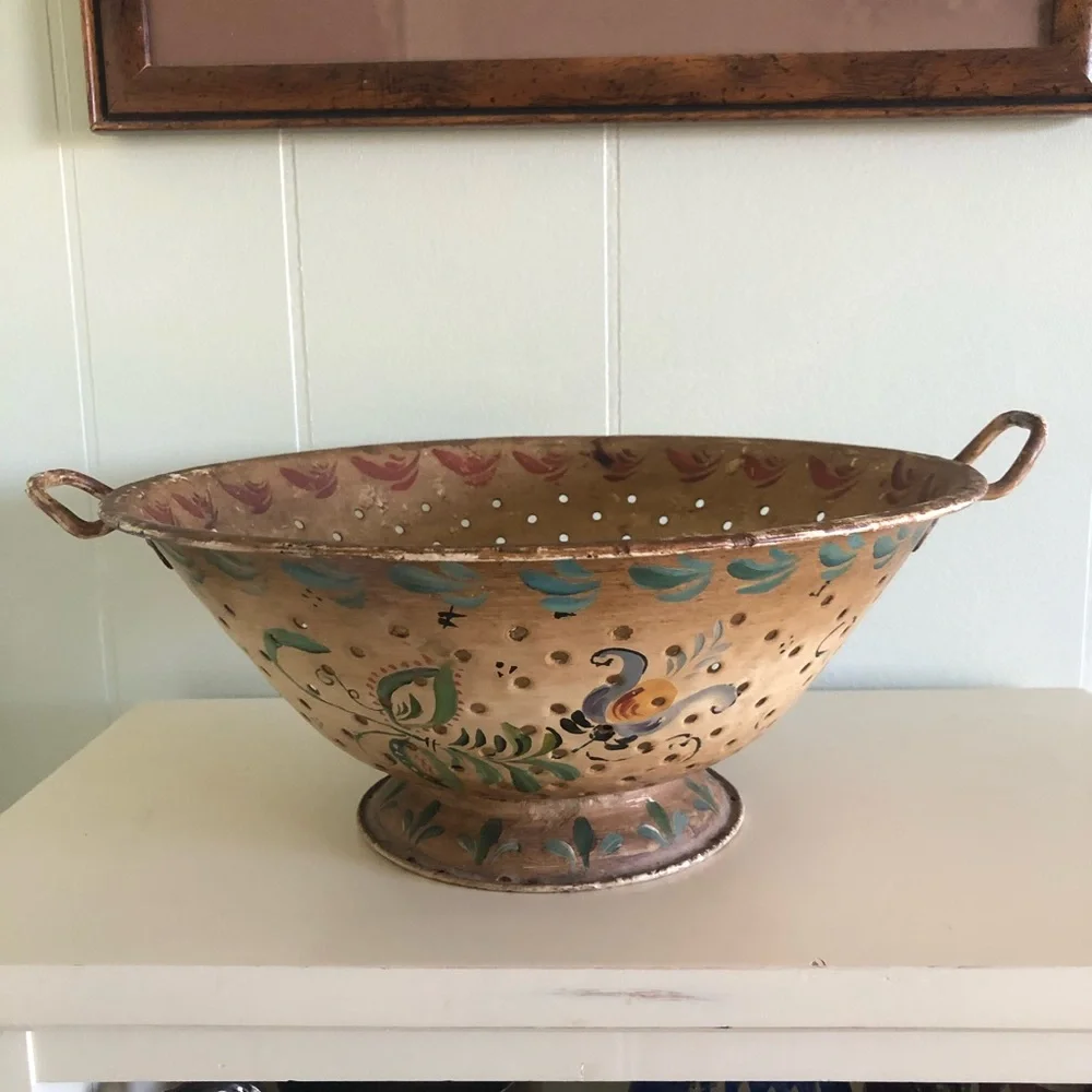 Farmhouse - Vintage Painted Colander-Folk Art - Picture 1 of 12